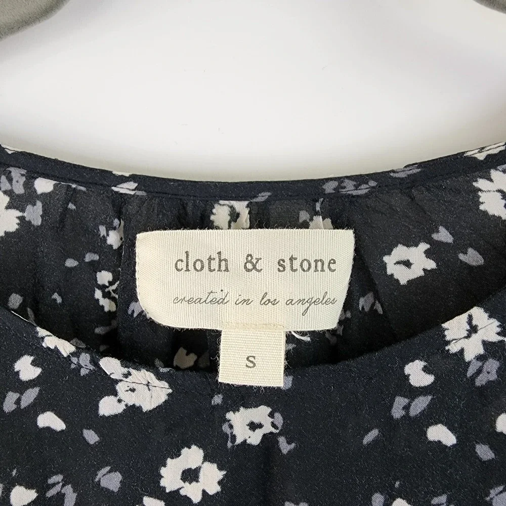 Cloth & Stone Top Women's S Floral Chic Tie Waist Crop Black White Floral